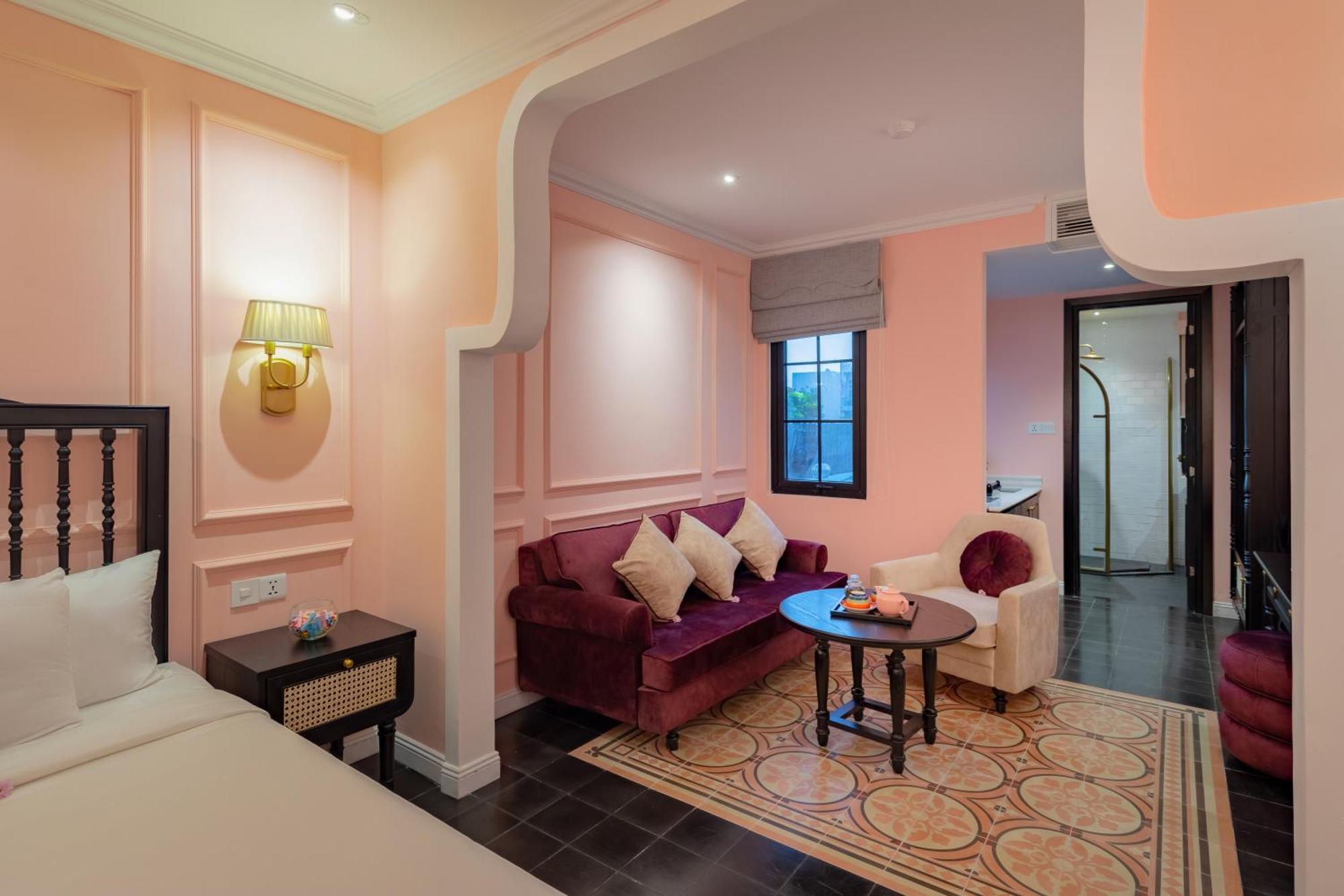 Aparthotel The Now Boutique & 4*